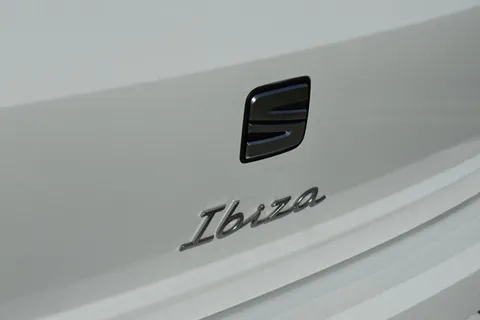 27 of 39 for SEAT Ibiza 1.0 TSI XCELLENCE Euro 6 (s/s) 5dr