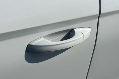 28 of 39 for SEAT Ibiza 1.0 TSI XCELLENCE Euro 6 (s/s) 5dr