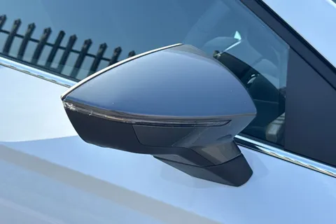 29 of 39 for SEAT Ibiza 1.0 TSI XCELLENCE Euro 6 (s/s) 5dr