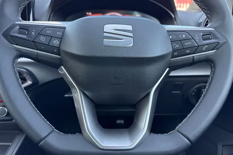 31 of 39 for SEAT Ibiza 1.0 TSI XCELLENCE Euro 6 (s/s) 5dr