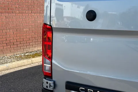 BV25SKF Volkswagen Crafter 2.0 TDI 140PS Commerce Plus High Roof Van Thumbnail #34