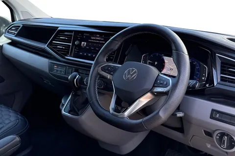 PN24VLE Volkswagen Transporter Shuttle 2.0 TDI 204PS SE Minibus DSG-ABT Sportsline Special Build Thumbnail #15