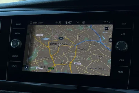 PN24VLE Volkswagen Transporter Shuttle 2.0 TDI 204PS SE Minibus DSG-ABT Sportsline Special Build Thumbnail #18