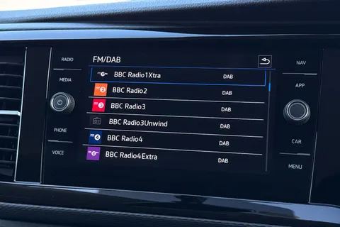 PN24VLE Volkswagen Transporter Shuttle 2.0 TDI 204PS SE Minibus DSG-ABT Sportsline Special Build Thumbnail #57