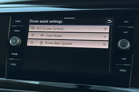 PN24VLE Volkswagen Transporter Shuttle 2.0 TDI 204PS SE Minibus DSG-ABT Sportsline Special Build Thumbnail #58