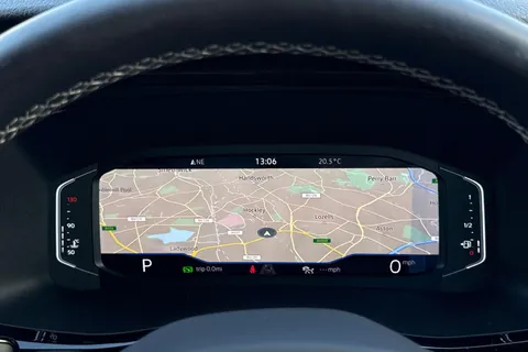 PN24VLE Volkswagen Transporter Shuttle 2.0 TDI 204PS SE Minibus DSG-ABT Sportsline Special Build Thumbnail #60