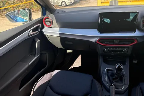 KR75TKX SEAT Ibiza 1.0 TSI 115 FR 5dr Thumbnail #15