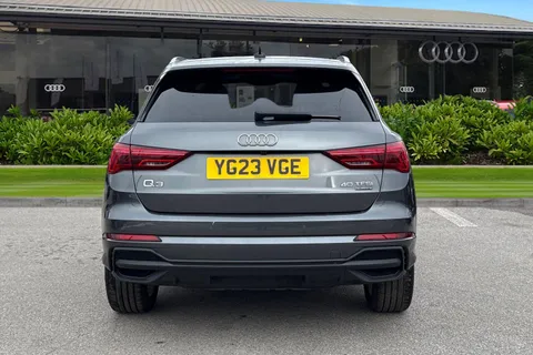 YG23VGE Audi Q3 S line 40 TFSI quattro 190 PS S tronic Thumbnail #5