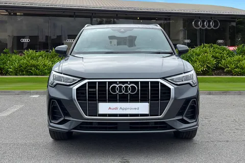 YG23VGE Audi Q3 S line 40 TFSI quattro 190 PS S tronic Thumbnail #6