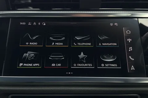 YG23VGE Audi Q3 S line 40 TFSI quattro 190 PS S tronic Thumbnail #17