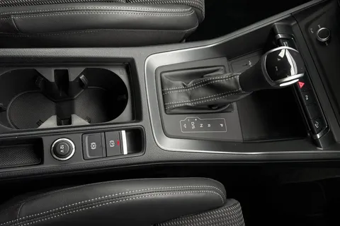 YG23VGE Audi Q3 S line 40 TFSI quattro 190 PS S tronic Thumbnail #23