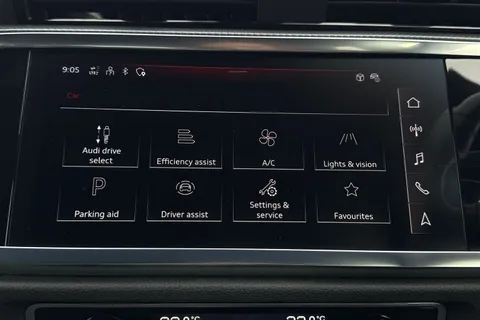 YG23VGE Audi Q3 S line 40 TFSI quattro 190 PS S tronic Thumbnail #42