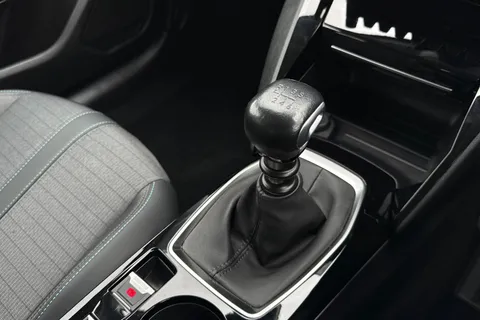 DE73PZZ PEUGEOT 208 1.2 PureTech Allure Premium + Euro 6 (s/s) 5dr Thumbnail #23
