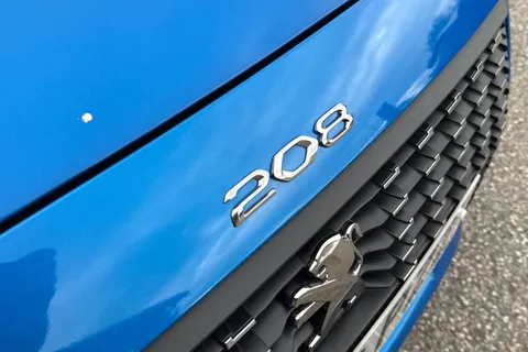 DE73PZZ PEUGEOT 208 1.2 PureTech Allure Premium + Euro 6 (s/s) 5dr Thumbnail #25