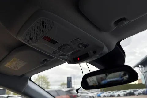 DE73PZZ PEUGEOT 208 1.2 PureTech Allure Premium + Euro 6 (s/s) 5dr Thumbnail #44