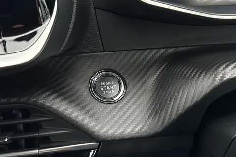 DE73PZZ PEUGEOT 208 1.2 PureTech Allure Premium + Euro 6 (s/s) 5dr Thumbnail #50