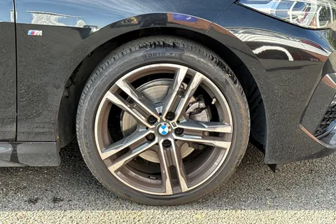 EU74UBT BMW 2 Series Gran Coupe 1.5 218i M Sport DCT Euro 6 (s/s) 4dr Thumbnail #13