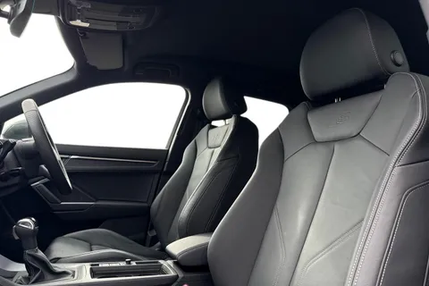 PN74KBP Audi Q3 S line 35 TFSI  150 PS S tronic Thumbnail #17