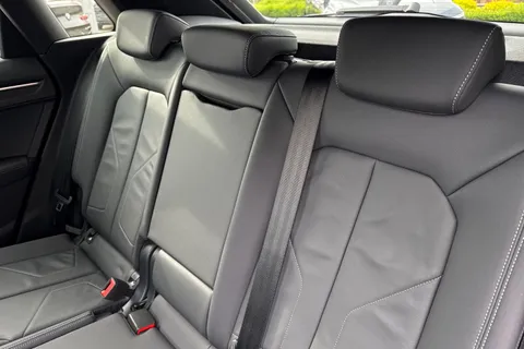 PN74KBP Audi Q3 S line 35 TFSI  150 PS S tronic Thumbnail #20