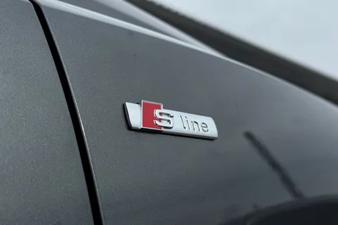 PN74KBP Audi Q3 S line 35 TFSI  150 PS S tronic Thumbnail #28