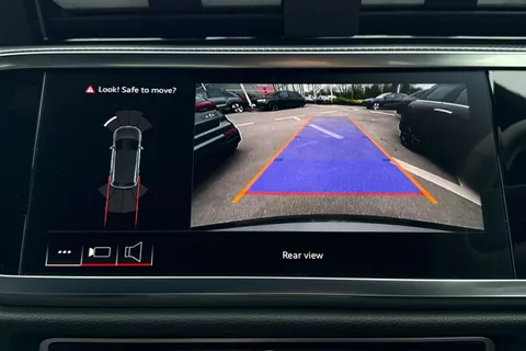 PN74KBP Audi Q3 S line 35 TFSI  150 PS S tronic Thumbnail #40