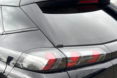 AK71RJX PEUGEOT e-2008 50kWh GT Premium Auto 5dr Thumbnail #9