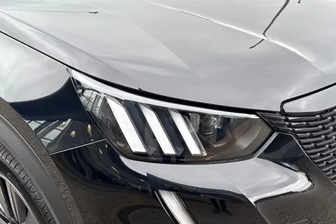 AK71RJX PEUGEOT e-2008 50kWh GT Premium Auto 5dr Thumbnail #10