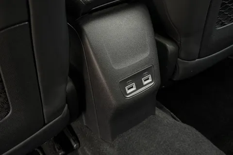 AK71RJX PEUGEOT e-2008 50kWh GT Premium Auto 5dr Thumbnail #35