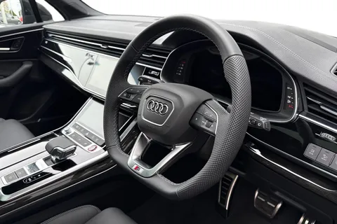 Audi SQ7 4.0 TFSI V8 Black Edition Tiptronic quattro Euro 6 (s/s) 5dr Thumbnail #14