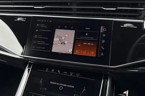 Audi SQ7 4.0 TFSI V8 Black Edition Tiptronic quattro Euro 6 (s/s) 5dr Thumbnail #25