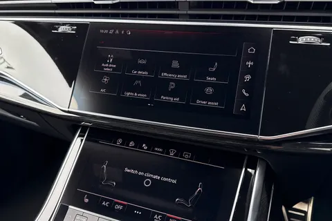 Audi SQ7 4.0 TFSI V8 Black Edition Tiptronic quattro Euro 6 (s/s) 5dr Thumbnail #28