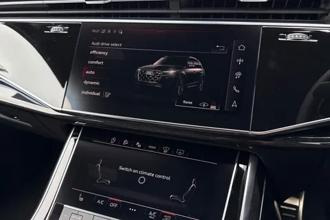 Audi SQ7 4.0 TFSI V8 Black Edition Tiptronic quattro Euro 6 (s/s) 5dr Thumbnail #30