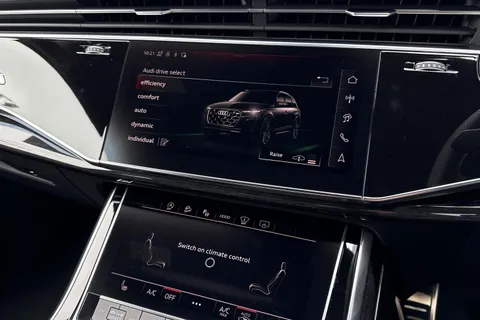 Audi SQ7 4.0 TFSI V8 Black Edition Tiptronic quattro Euro 6 (s/s) 5dr Thumbnail #31