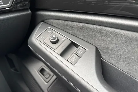 KP75FUU Volkswagen Id.7 210kW Match Pro Plus 77kWh⭐Exterior Pack Plus with Sunroof, 20' Montreal Al Thumbnail #22