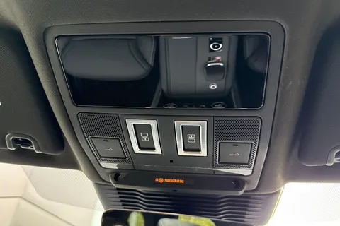 DV75XLG Land Rover Discovery 3.0 D350 Dynamic HSE 5dr Thumbnail #24