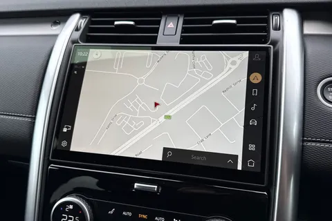 DV75XLG Land Rover Discovery 3.0 D350 Dynamic HSE 5dr Thumbnail #32