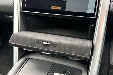 DV75XLG Land Rover Discovery 3.0 D350 Dynamic HSE 5dr Thumbnail #36