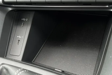 PN75GWV Audi Q3 Black Edition 35 TFSI  150 PS S tronic Thumbnail #34