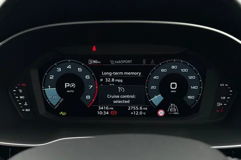 PN75GWV Audi Q3 Black Edition 35 TFSI  150 PS S tronic Thumbnail #39