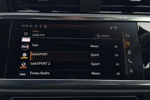 PN75GWV Audi Q3 Black Edition 35 TFSI  150 PS S tronic Thumbnail #42