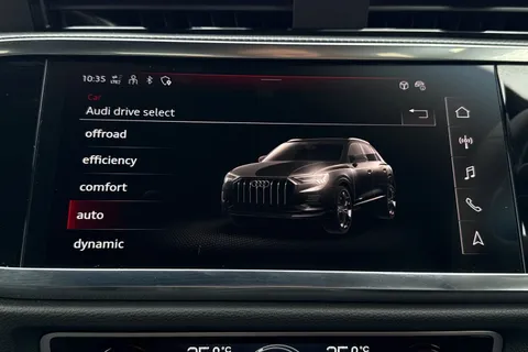 PN75GWV Audi Q3 Black Edition 35 TFSI  150 PS S tronic Thumbnail #44