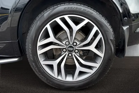 DN75WBG Land Rover Discovery Sport 2.0 D200 Metropolitan 5dr Thumbnail #9