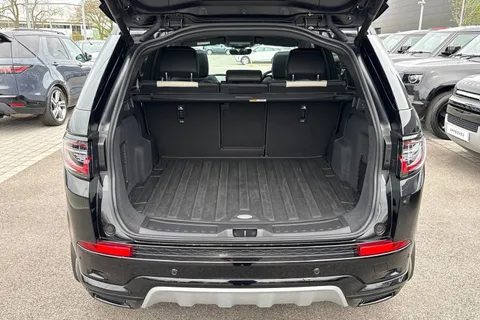 DN75WBG Land Rover Discovery Sport 2.0 D200 Metropolitan 5dr Thumbnail #11