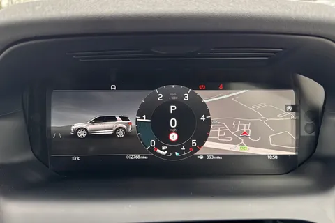 DN75WBG Land Rover Discovery Sport 2.0 D200 Metropolitan 5dr Thumbnail #17