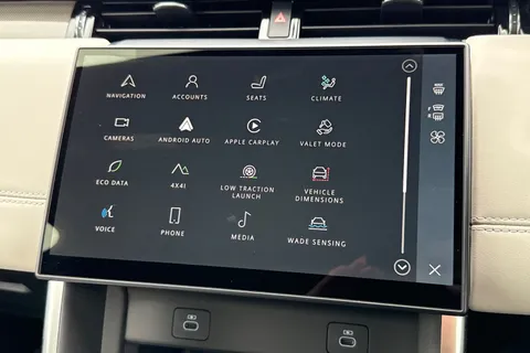 DN75WBG Land Rover Discovery Sport 2.0 D200 Metropolitan 5dr Thumbnail #37