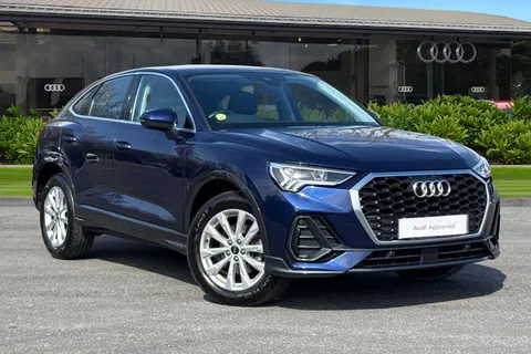 PN72LHA Audi Q3 Sport 35 TDI  150 PS S tronic Thumbnail #2