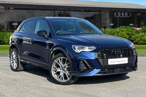 PK24VYA Audi Q3 Black Edition 45 TFSI e  245 PS S tronic Thumbnail #2
