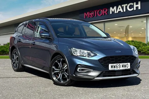 MW69MWO Ford Focus 1.5T EcoBoost Active X Euro 6 (s/s) 5dr Thumbnail #2