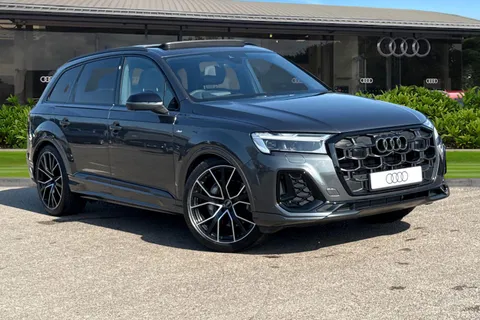Audi Q7 3.0 TDI V6 Black Edition Tiptronic quattro Euro 6 (s/s) 5dr Thumbnail #2