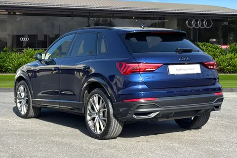 PK24VYA Audi Q3 Black Edition 45 TFSI e  245 PS S tronic Thumbnail #3
